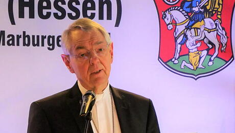 SM_F_NeustadtPapst_080425