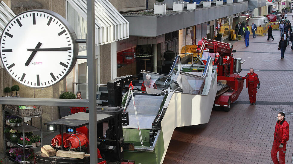 Neue Rolltreppen für Karstadt