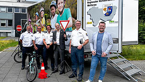 Neues_Fahrzeug_verstaerkt_d