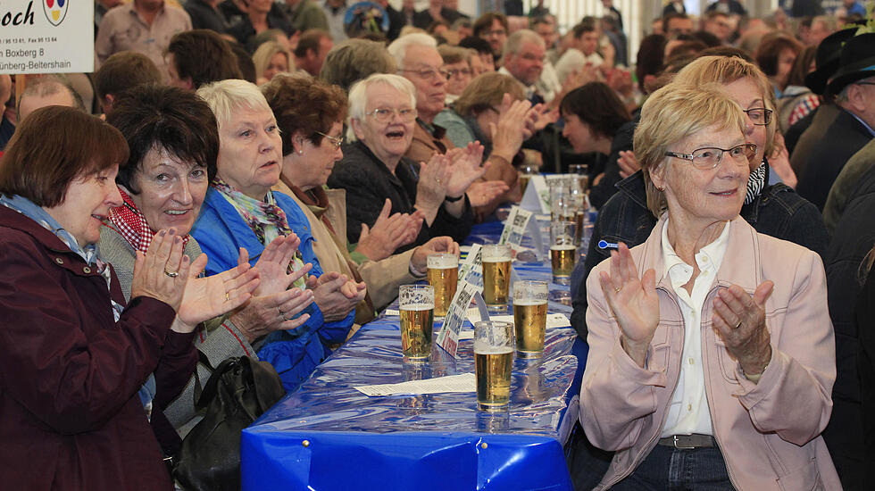 Wurzelbürger-Bürsterei beim Galusmarkt Grünberg 2017