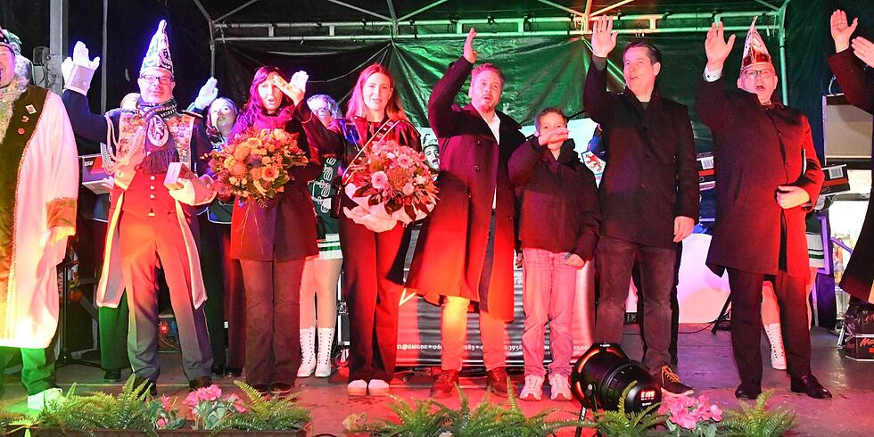 Neues Prinzenpaar besteigt den Thron