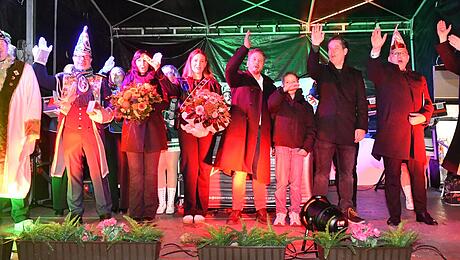 Neues Prinzenpaar besteigt den Thron