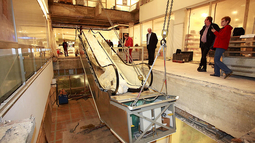 Neue Rolltreppen für Karstadt