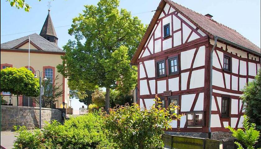 Hirtenhaus_280325