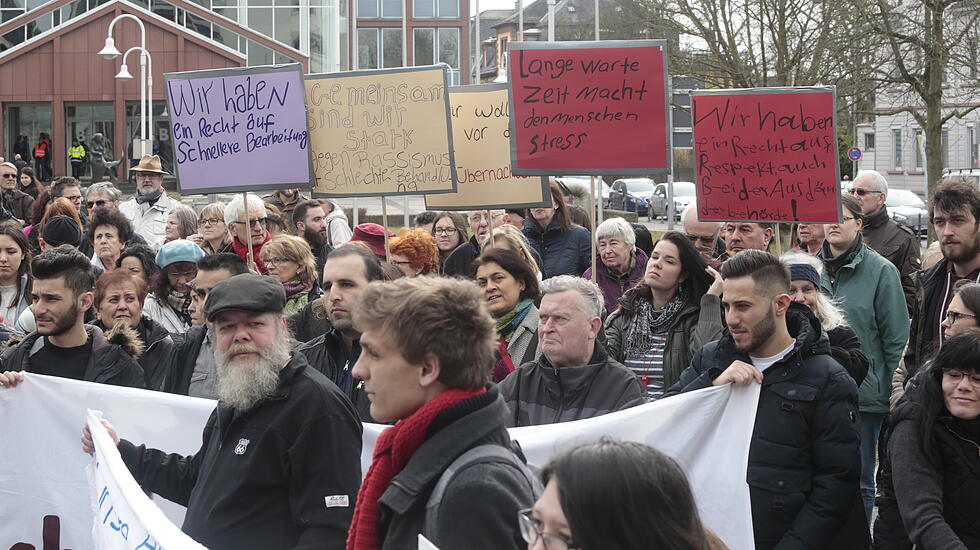 Demonstration gegen die Ausländerbehörde in Friedberg