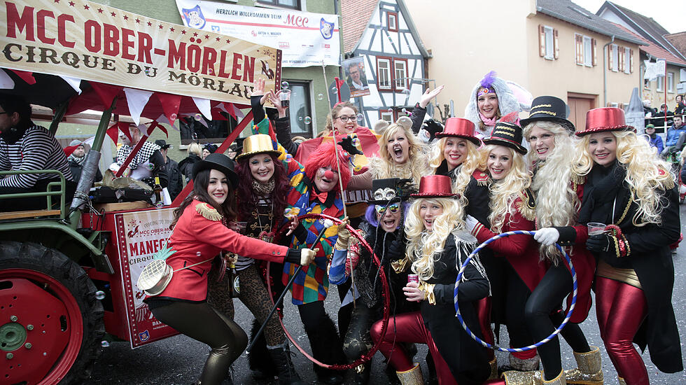 Bunter Faschingsumzug in Ober-Mörlen