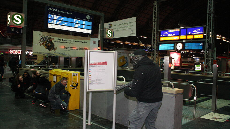 Chronologie: Die Anti-Terrorübung am Frankfurter Hauptbahnhof
