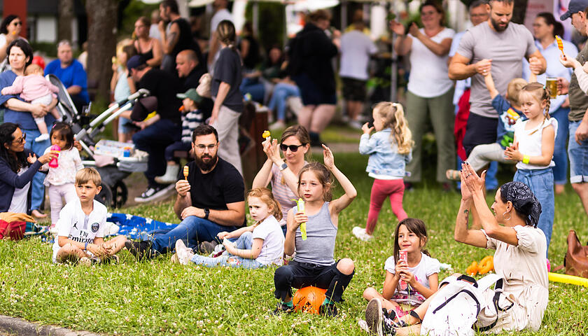 Besucher_100724