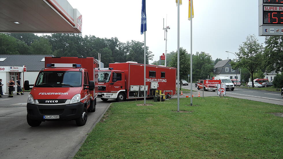 Nach dem Unwetter: Aufräumarbeiten in Gießen