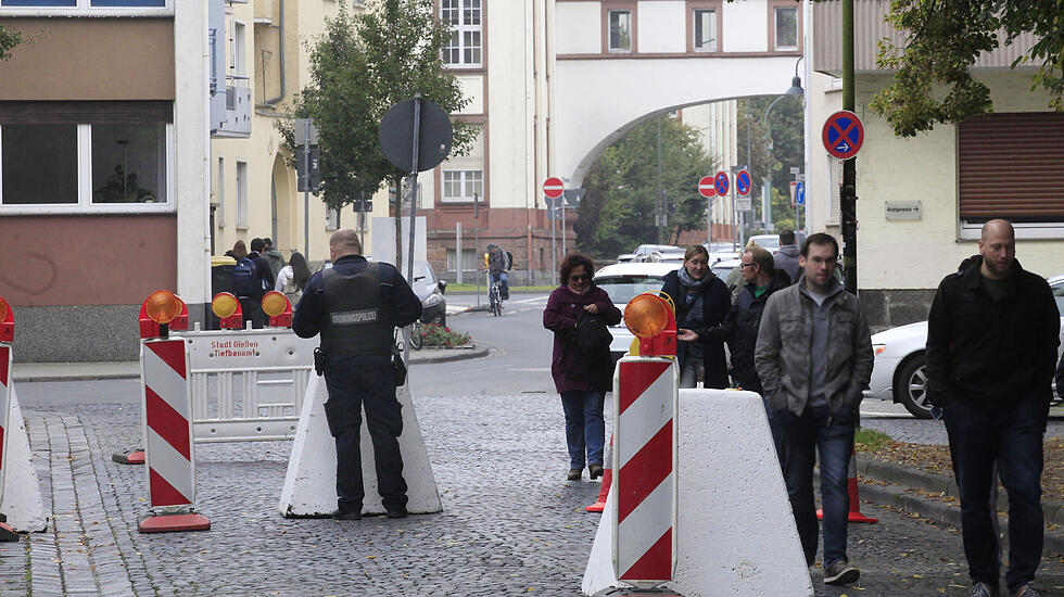 Großer Wahlkampftag in Gießen: Merkel-Besuch und NPD-Kundgebung