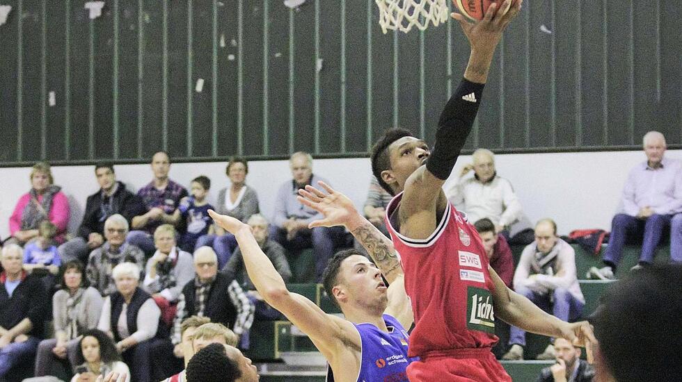 Licher BasketBären behalten Nerven