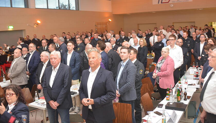 StehendeOvationen_280524
