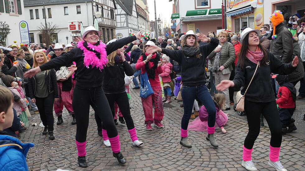 Rathaussturm und Faschingsumzug Bad Vilbel