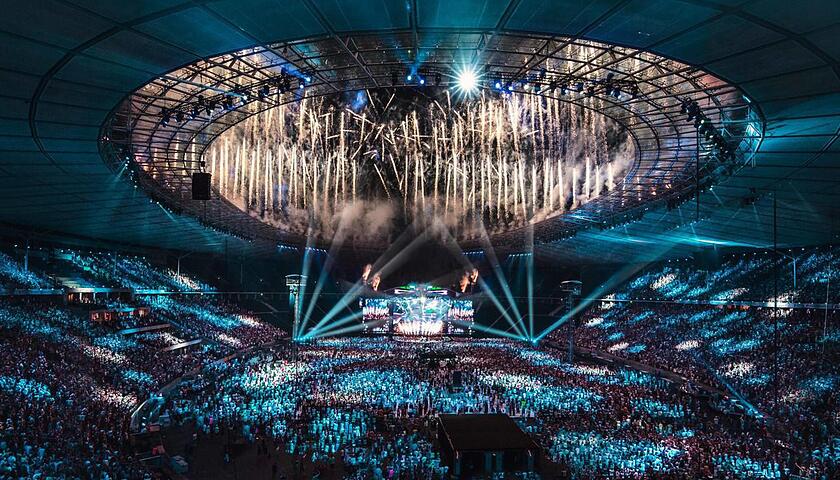 esa_HF_StadionTour_Presse01