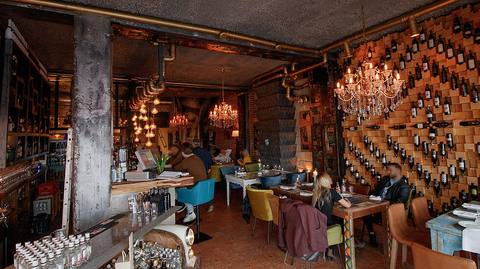 Das &raquo;Geschmacksverkehr&laquo; er&ouml;ffnet am Gie&szlig;ener Kugelbrunnen