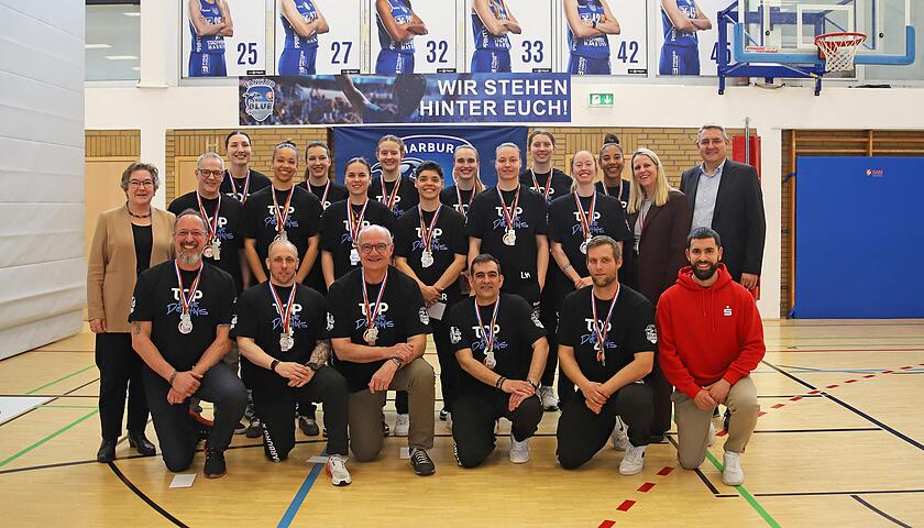 Basketballerinnen mit Sportplakette geehrt