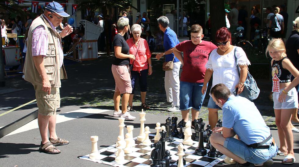 Friedberg spielt auf der Kaiserstraße und dem Elvis-Presley-Platz