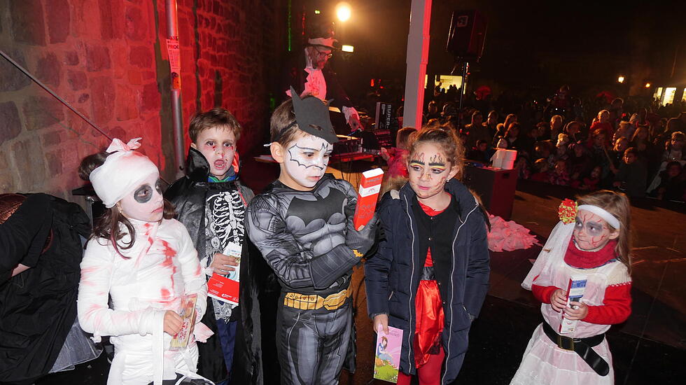 Halloween-Treiben in der Wasserburg
