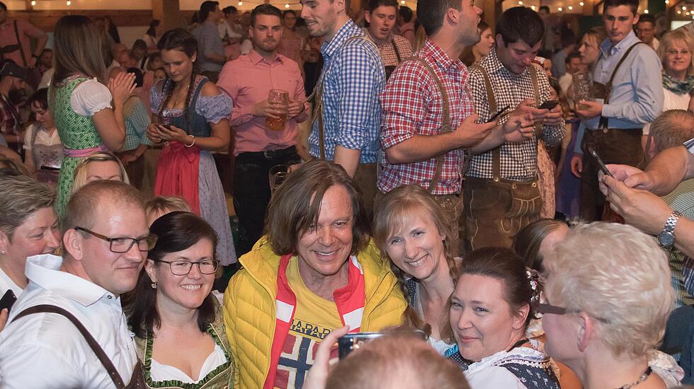 Das elfte Wiesnfest in Pohlheim ist eröffnet