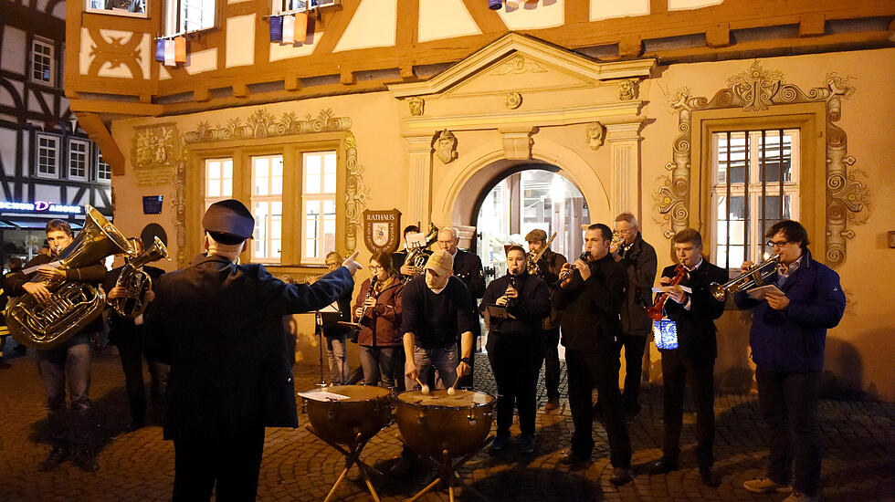 Gallusmarkt Grünberg 2017: Eröffnung und Laternenumzug