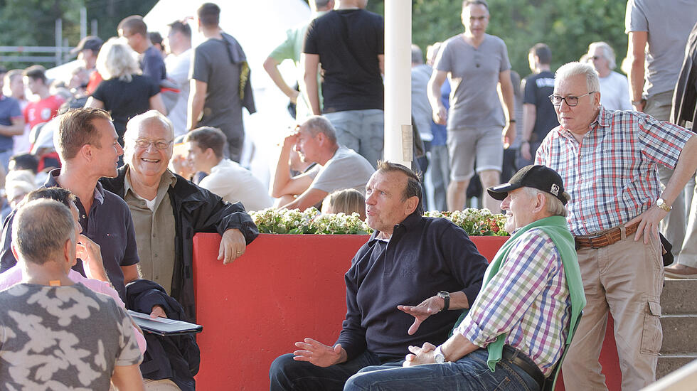 Eindrücke aus der bisherigen Saison im Waldstadion