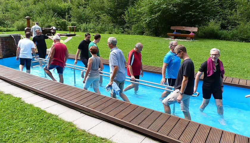 SM_C_Kneipptretbecken_080917
