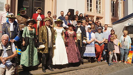 de_hist06_280519