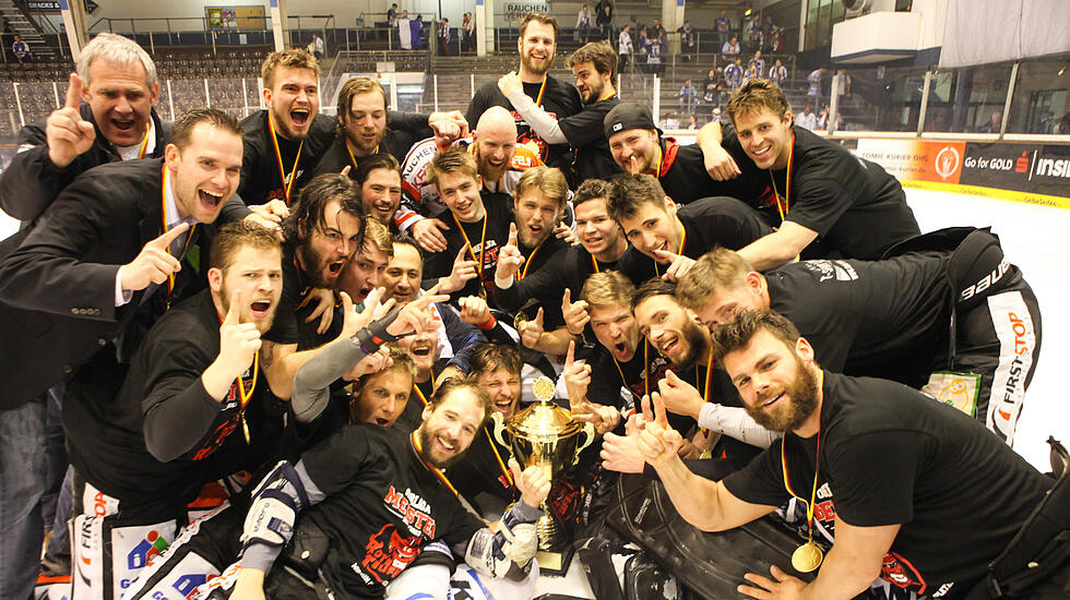 Eishockeyoberliga Playoff-Finale 2012/13 - Spiel 5 - EC Kassel Huskies gg. Rote Teufel EC Bad Nauheim