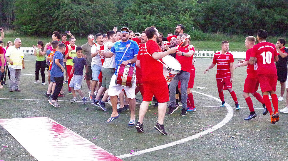 Die besten Bilder vom Aufstiegsspiel Türk Gücü Friedberg vs. FSV Fernwald
