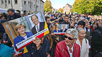 Großer Wahlkampftag in Gießen: Merkel-Besuch und NPD-Kundgebung