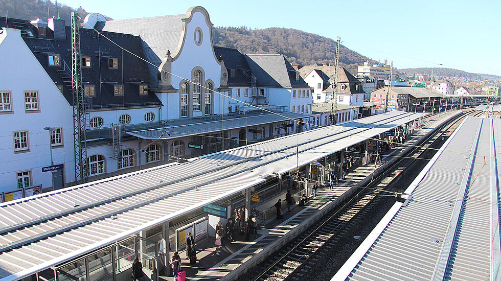 SM_F_BahnhofMarburg_221119