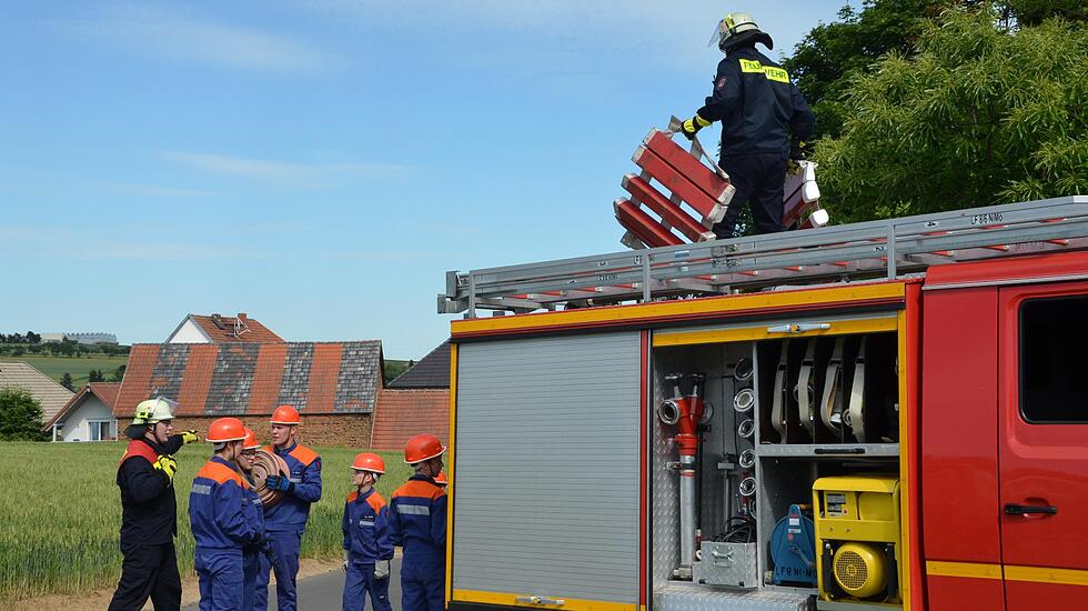 Schauübung der Stadtjugendfeuerwehr Bad Nauheim